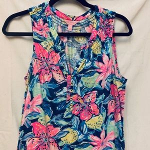 Lilly Pulitzer Essie top